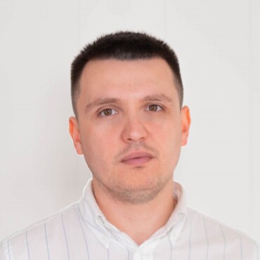 Директор